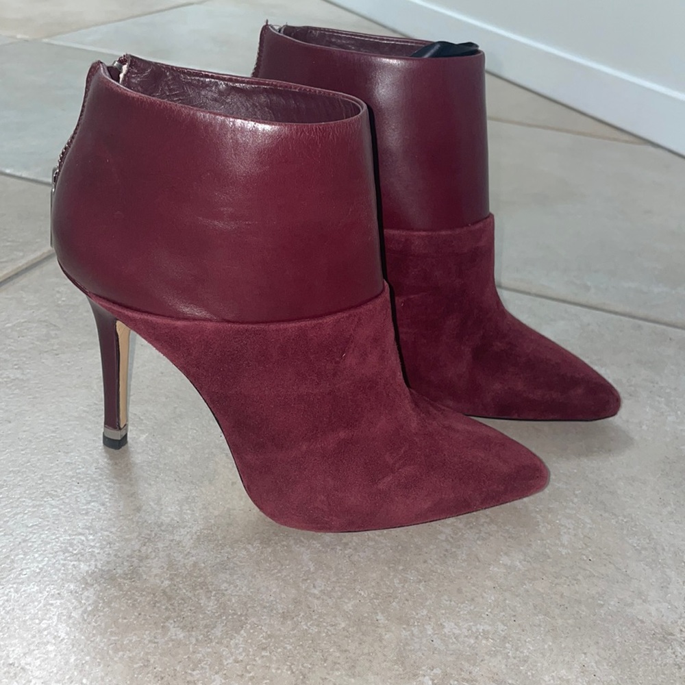 Michael Kors Burgundy Suede with Leather Upper Rubber outsole size 5.5